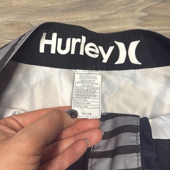 Hurley Men's Black Swim Shorts size 28 - Picture 4 of 7